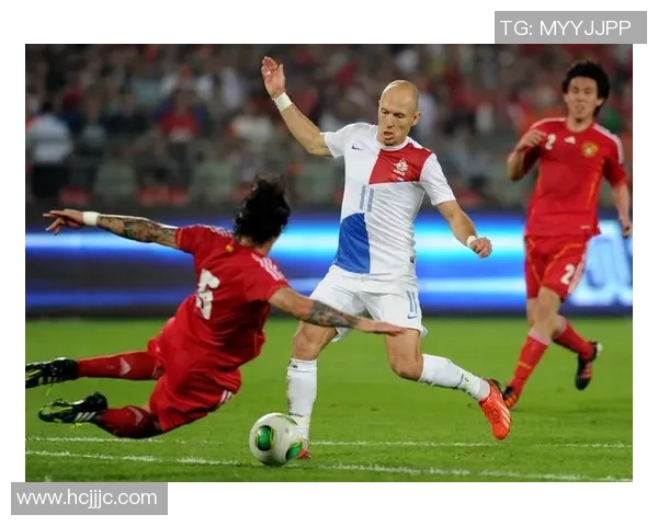 球星罚站足球挑战赛：明星球员在绿茵场上的极限对抗与风趣瞬间